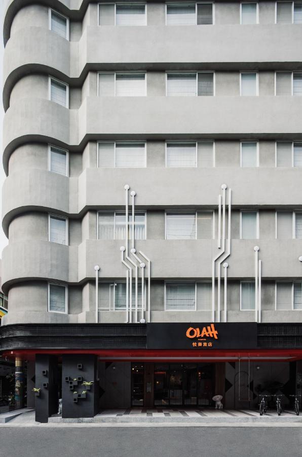 Olah Poshtel - Taichung Station Hotel Bagian luar foto